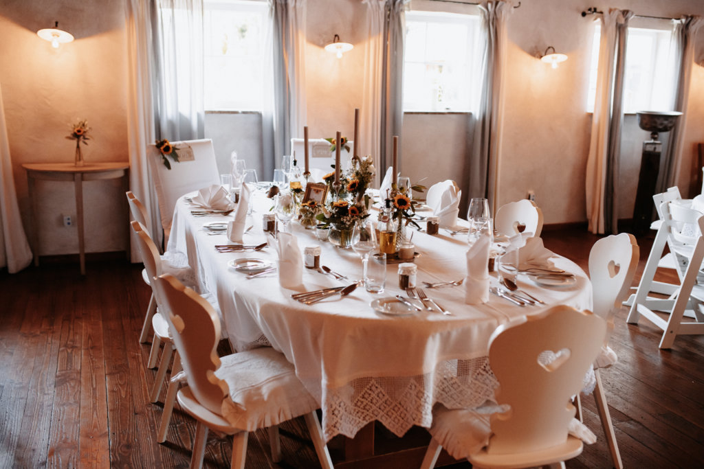 Hochzeit in Reutlingen Brautkleid Hochzeitsfotograf Reutlingen Albstadt Metzingen Balingen Stuttgart Pärchenfotos Zollernalbkreis Bodensee